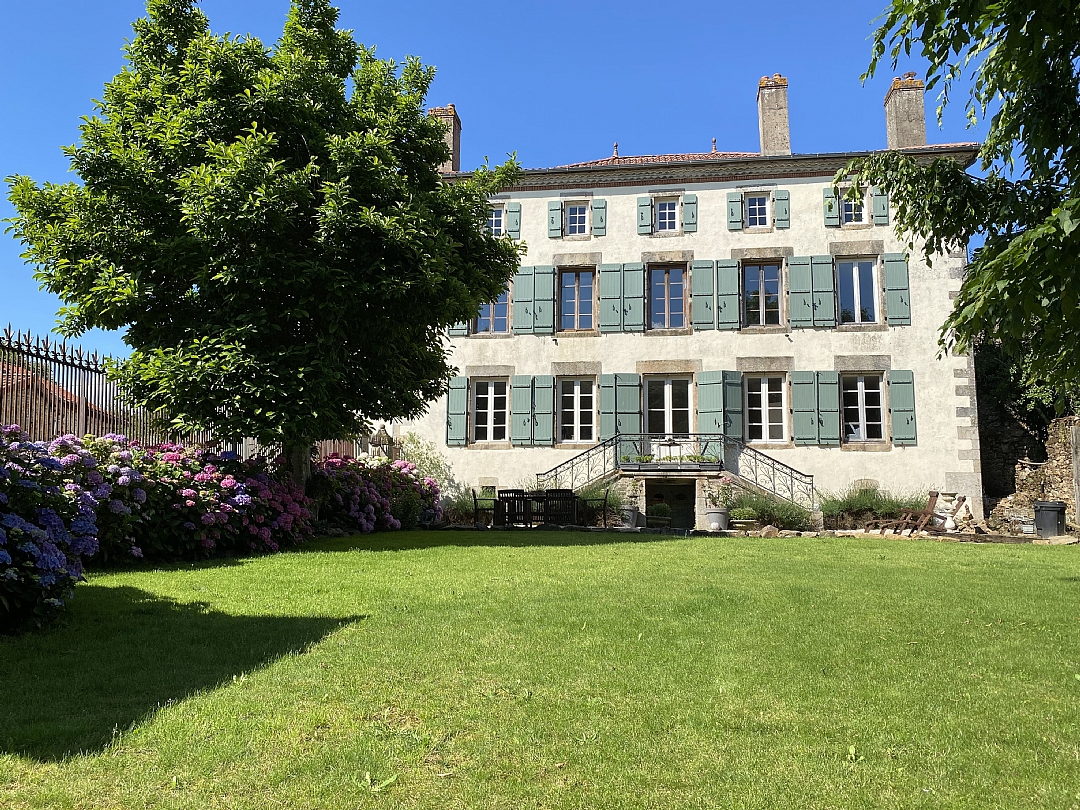 MAISON DE MAITRE, FRANKRIJK